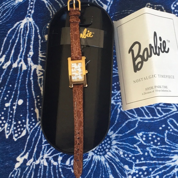 Vintage RARE “BARBIE” Slim Nostalgic Timepiece Watch - Picture 5 of 11